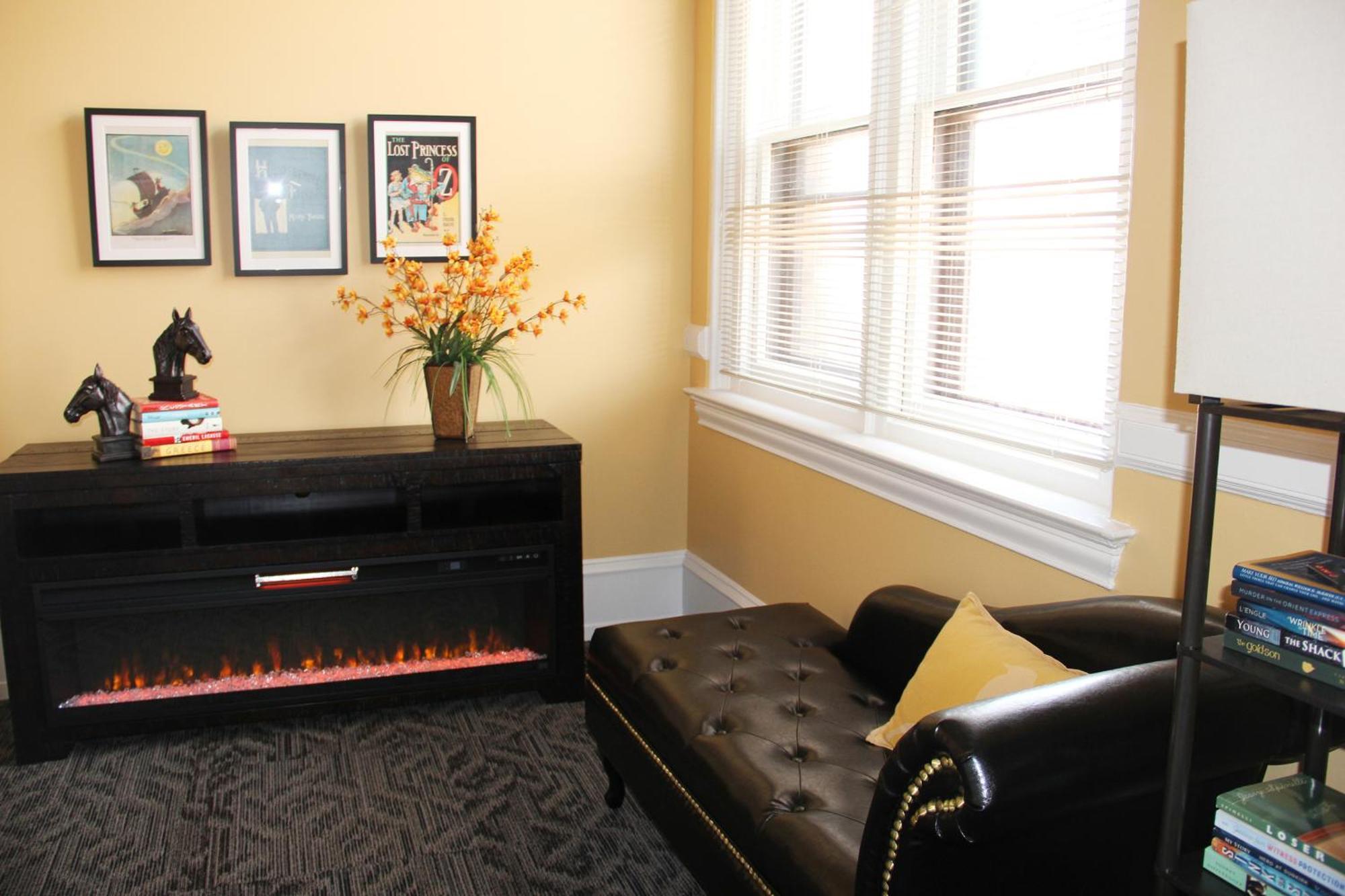 City Hall Grand Hotel Williamsport Room photo
